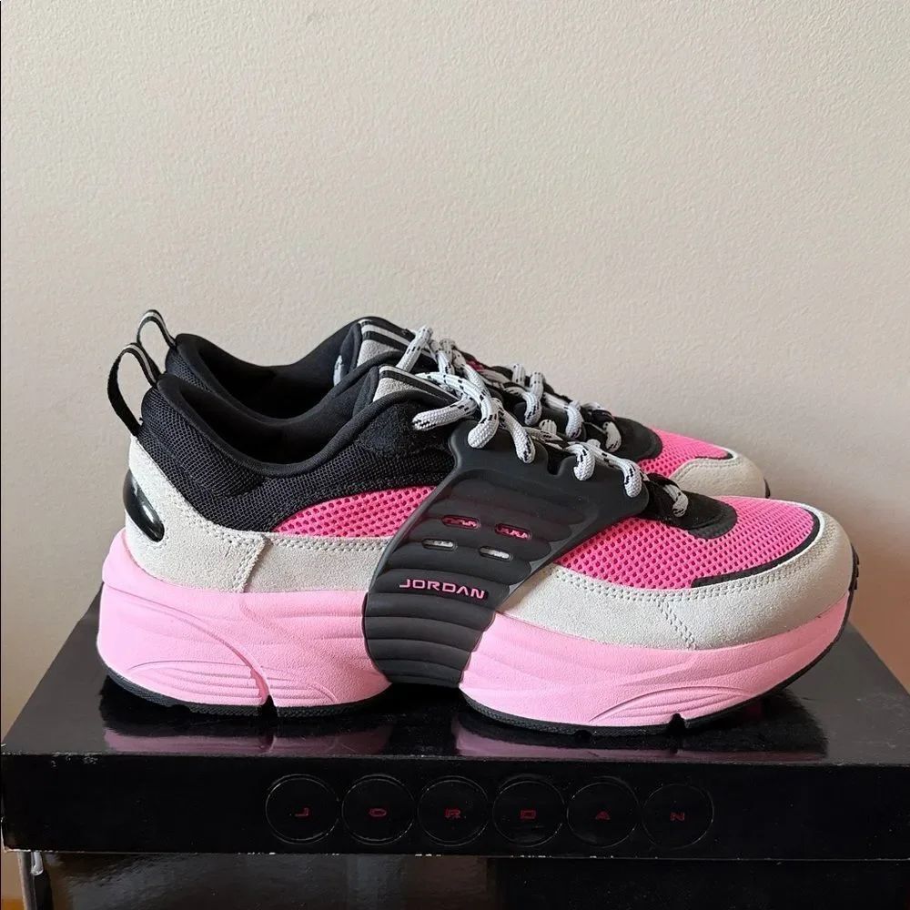 Air Jordan Trunner OS Wolf Grey Pink IB3722-002 Men’s Size 10